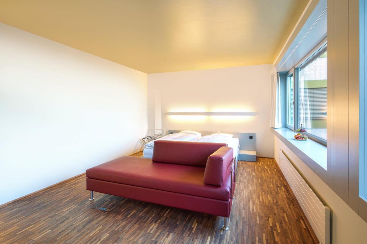 Dasbreitehotel Am Rhein Basel Exterior photo